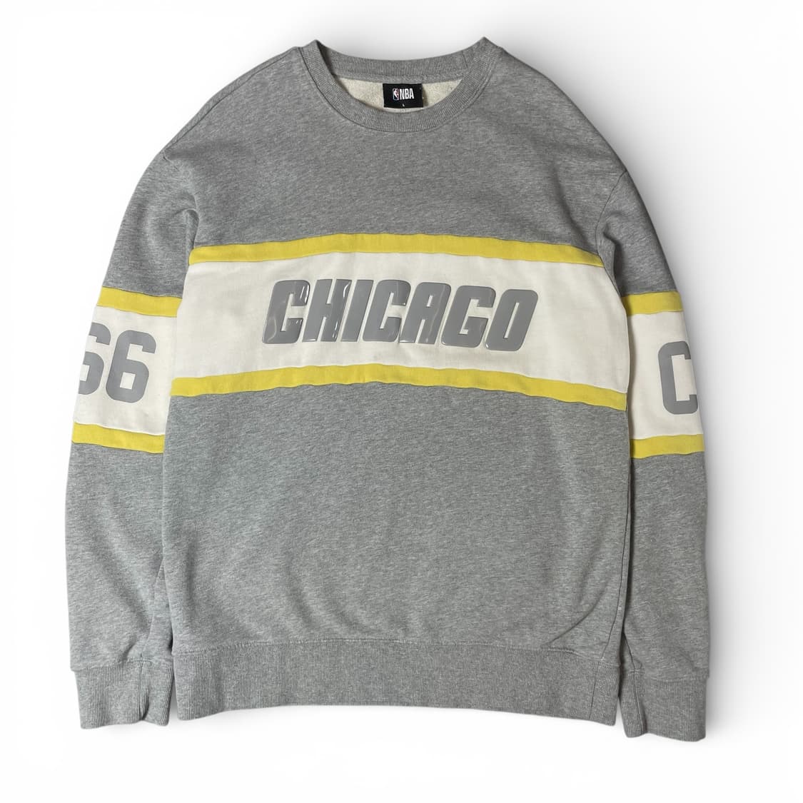 시카고 불스 그레이 옐로 화이트 배색 로고 맨투맨 L 상품이미지1