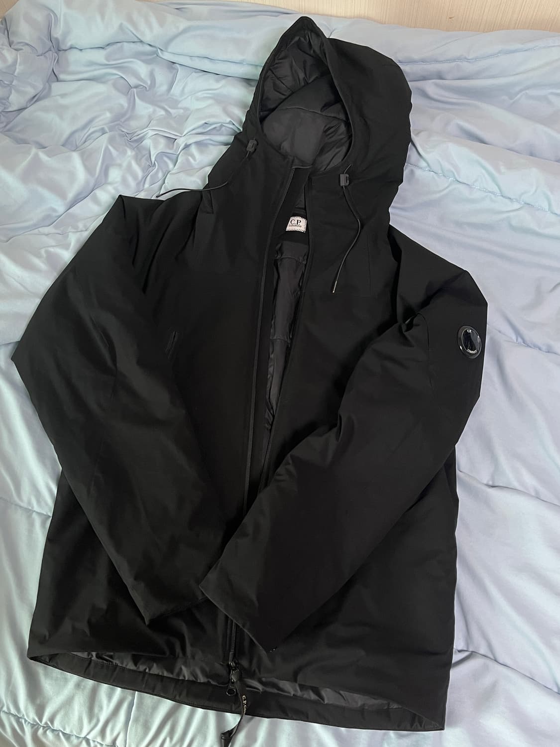 CP컴퍼니 경량패딩 50사이즈 상품이미지1