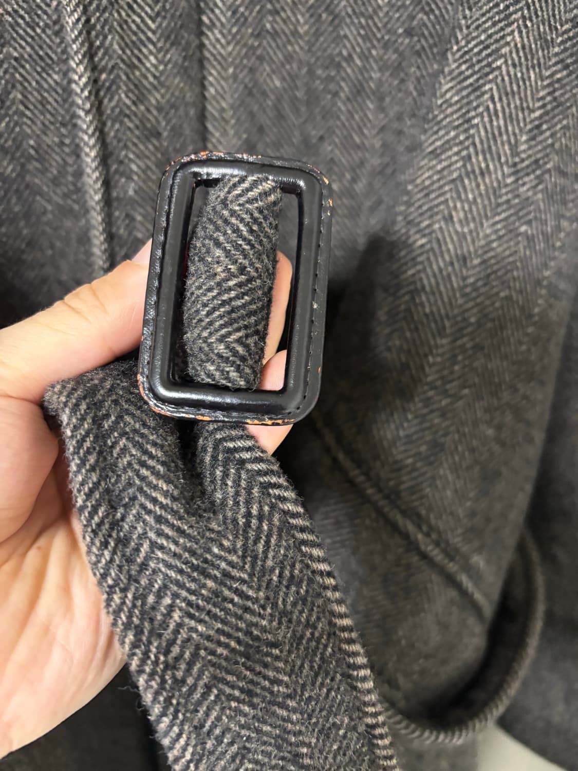 비슬로우 헤링본 발마칸 코트 상품이미지4