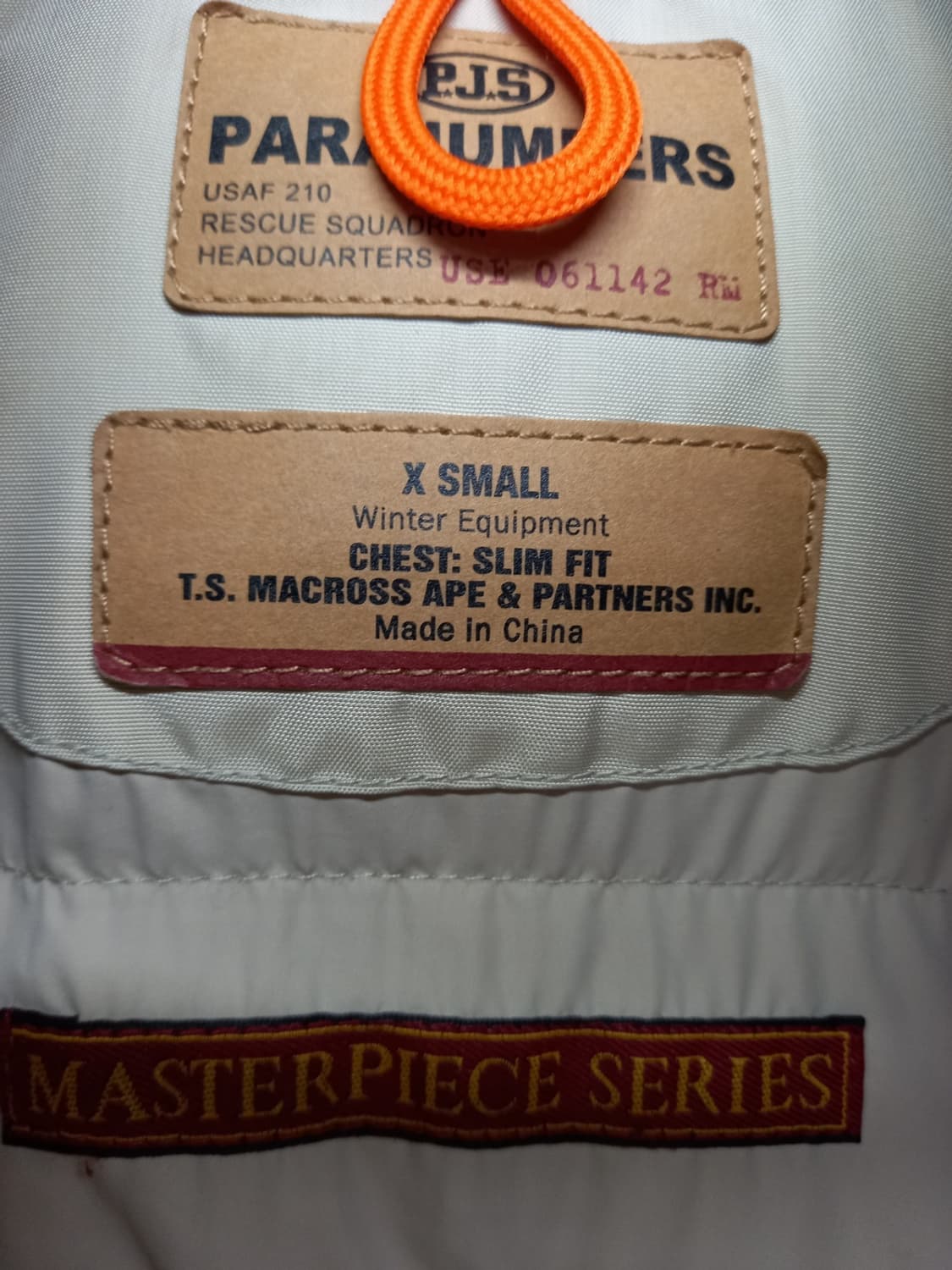 파라점퍼스 다운 패딩 44.33 상품이미지8