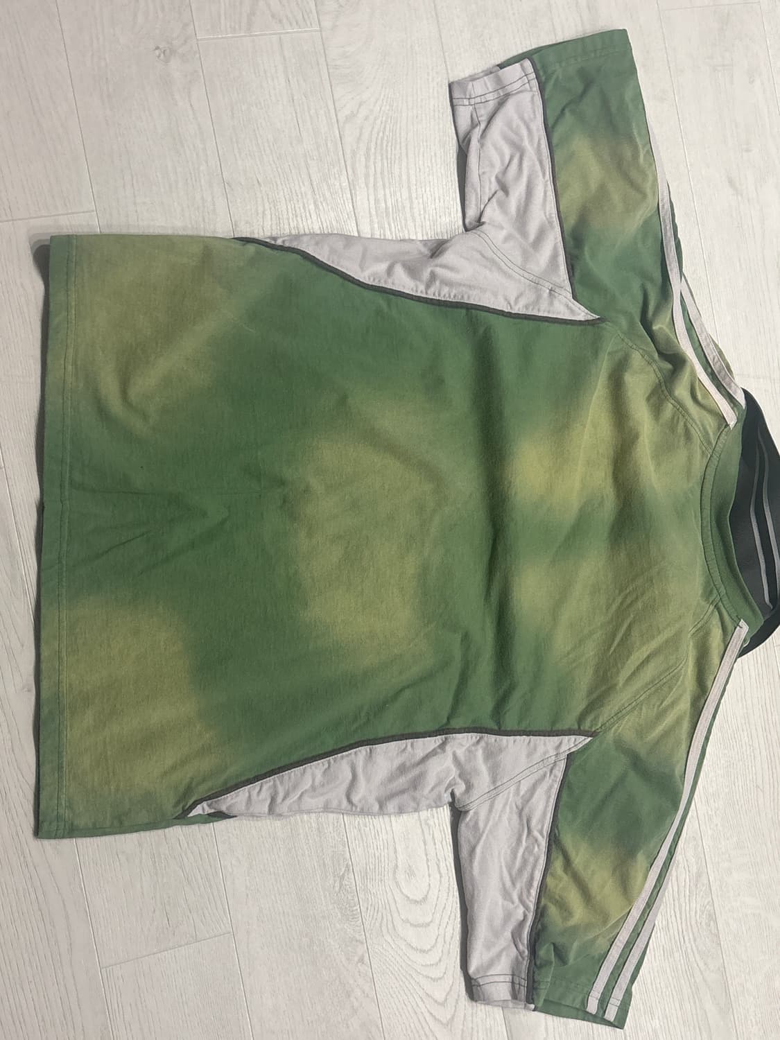 트레블 반팔팝니다 상품이미지2