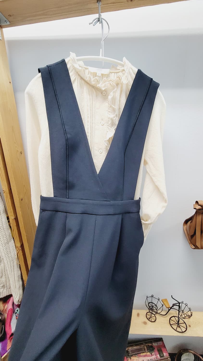 바네사브루노아떼 프릴자수 울 블라우스. 매긴 점프수트 상품이미지7