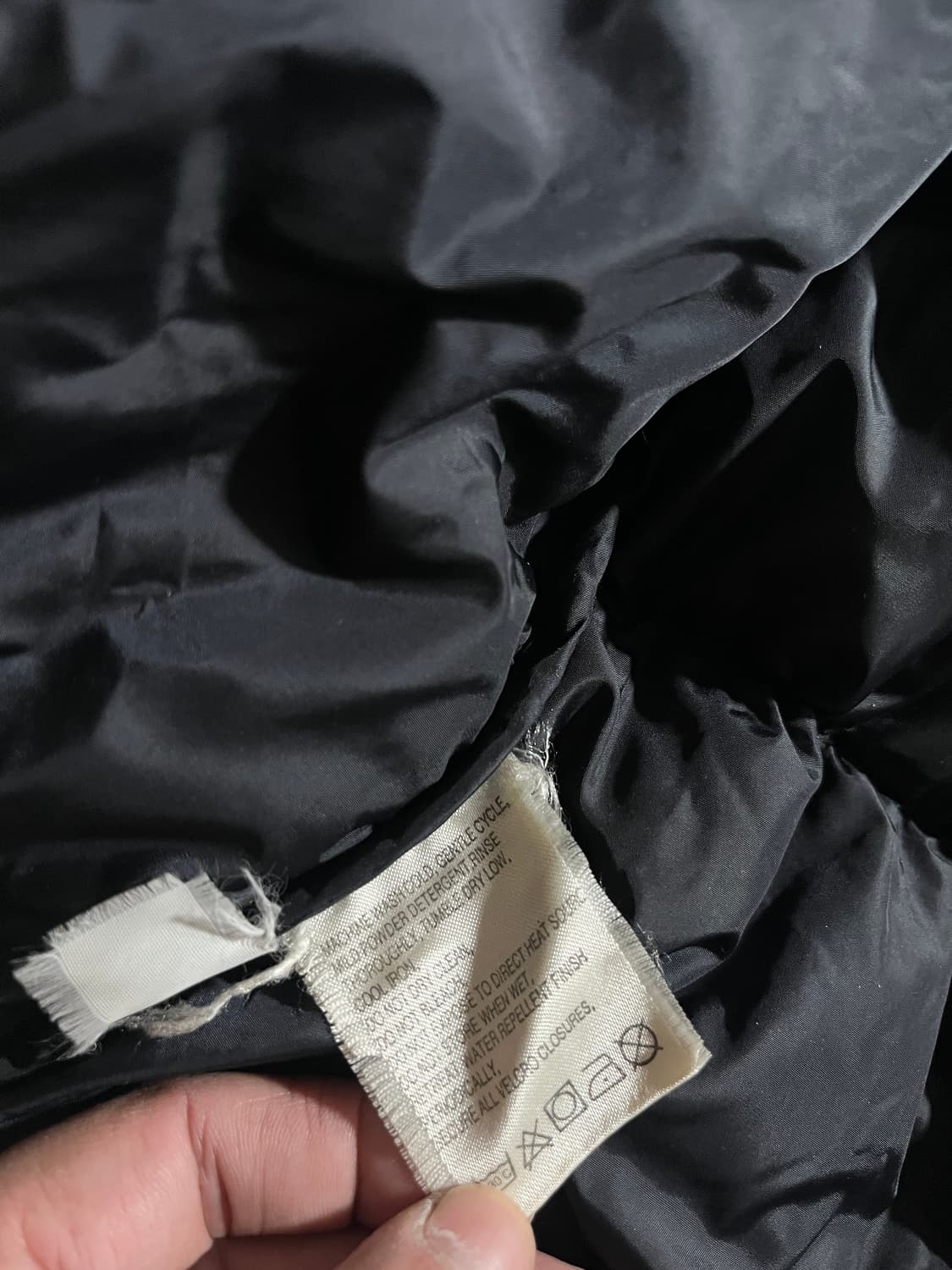 노스페이스 눕시 700 패딩 블랙 M 상품이미지4