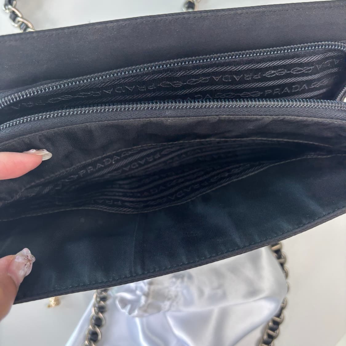 프라다 체인백 상품이미지5