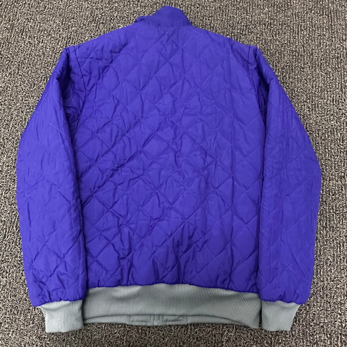 아디다스 경량 양면 패딩 점퍼 자켓 105(XL) 상품이미지7