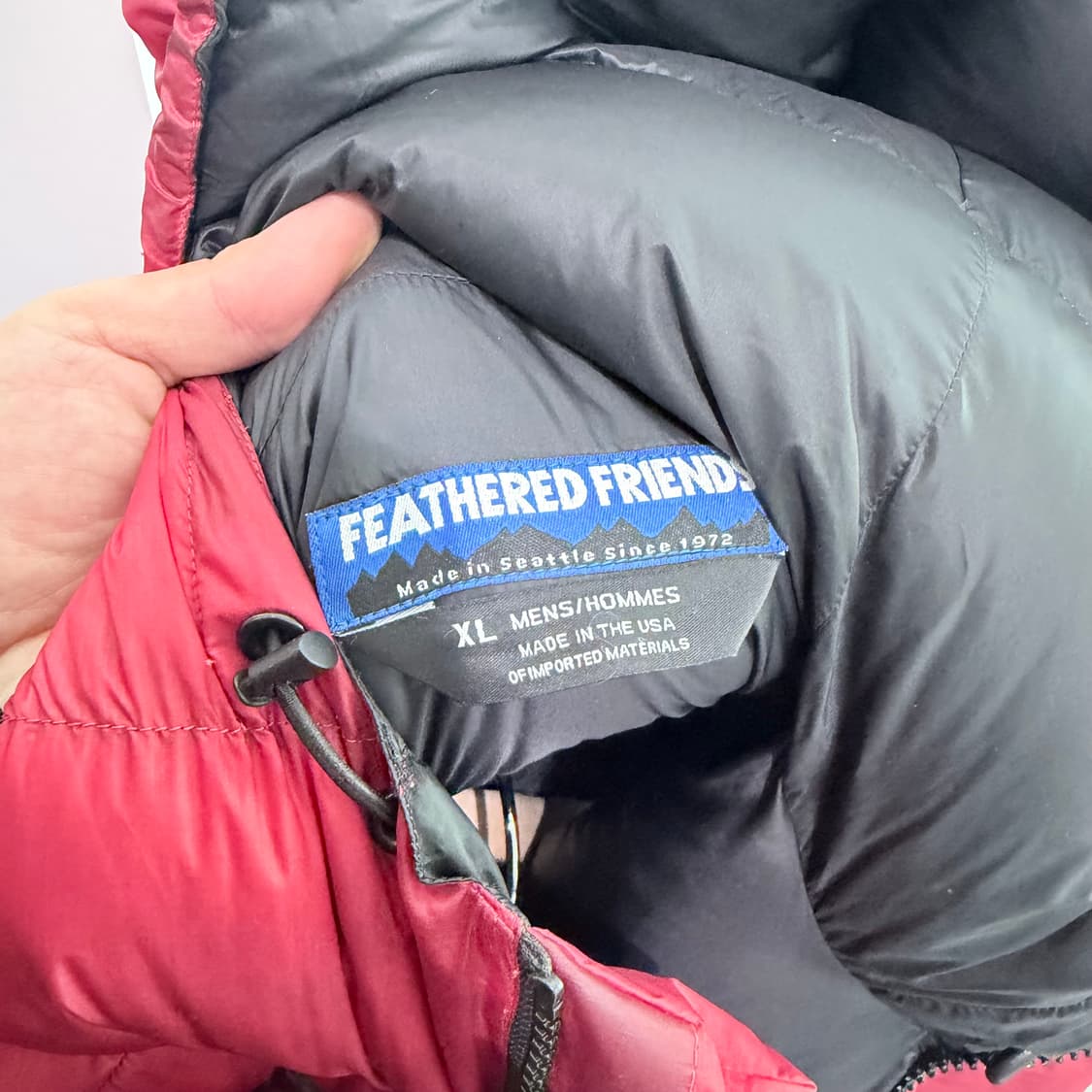 XL) Feathered Friends 헬리오스 레드 상품이미지2