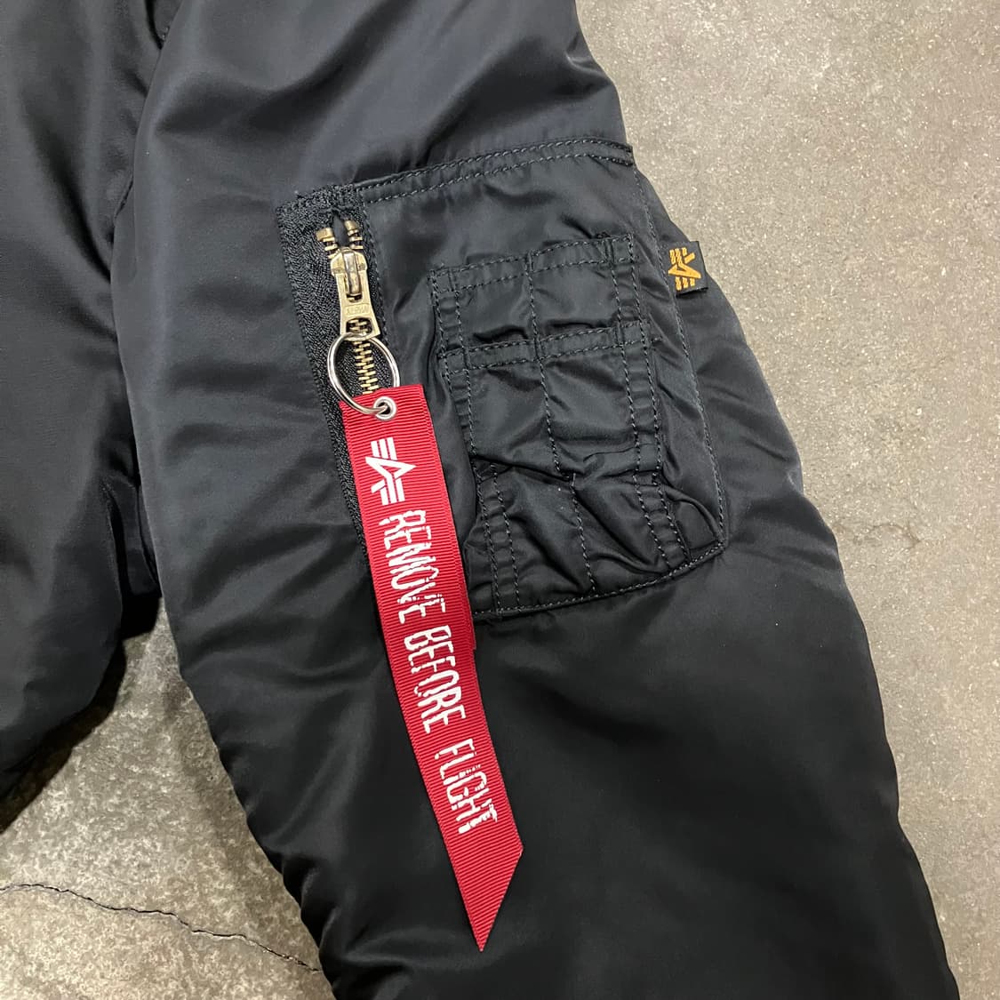 N247 알파인더스트리 항공점퍼 ma1 상품이미지5