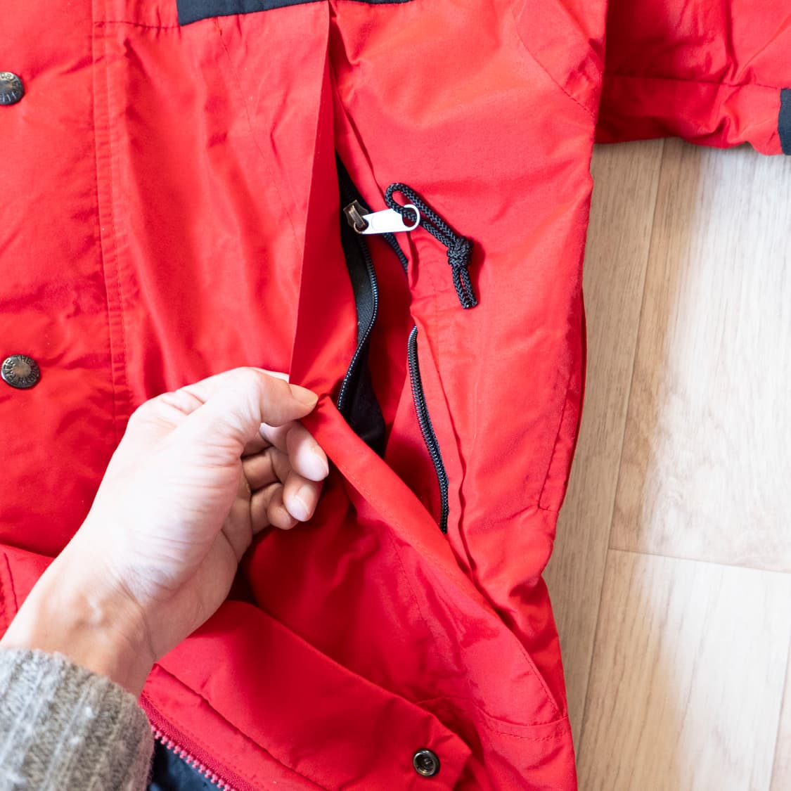 노스페이스 마운틴 파카 빨검 Xs 상품이미지3