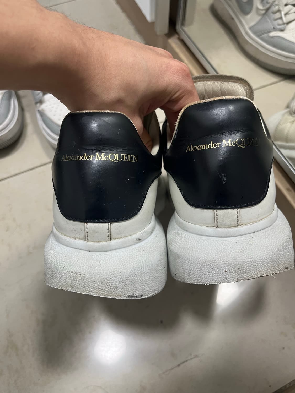 알렉산더 맥퀸 오버솔 42 상품이미지3