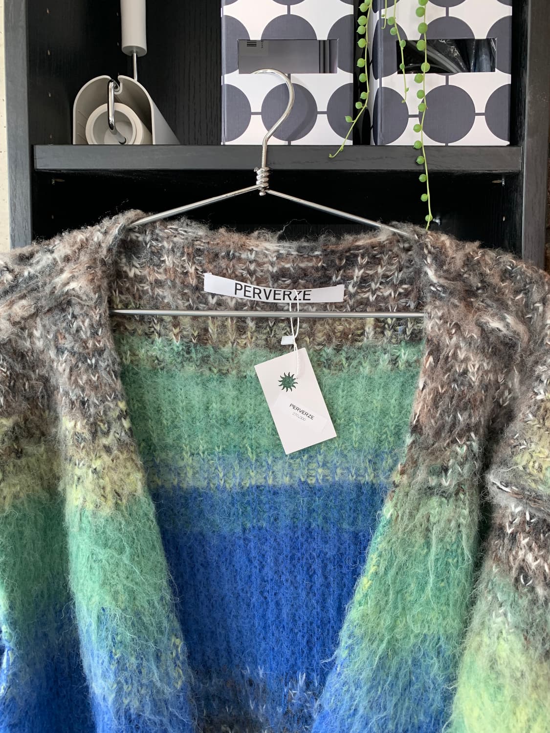 Perverze 퍼버즈 니트 알파카 가디건 상품이미지4