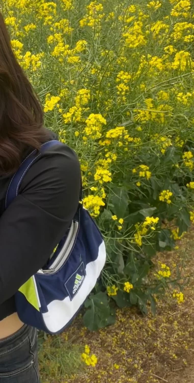 아디다스 업사이클링 숄더백🔥 상품이미지4