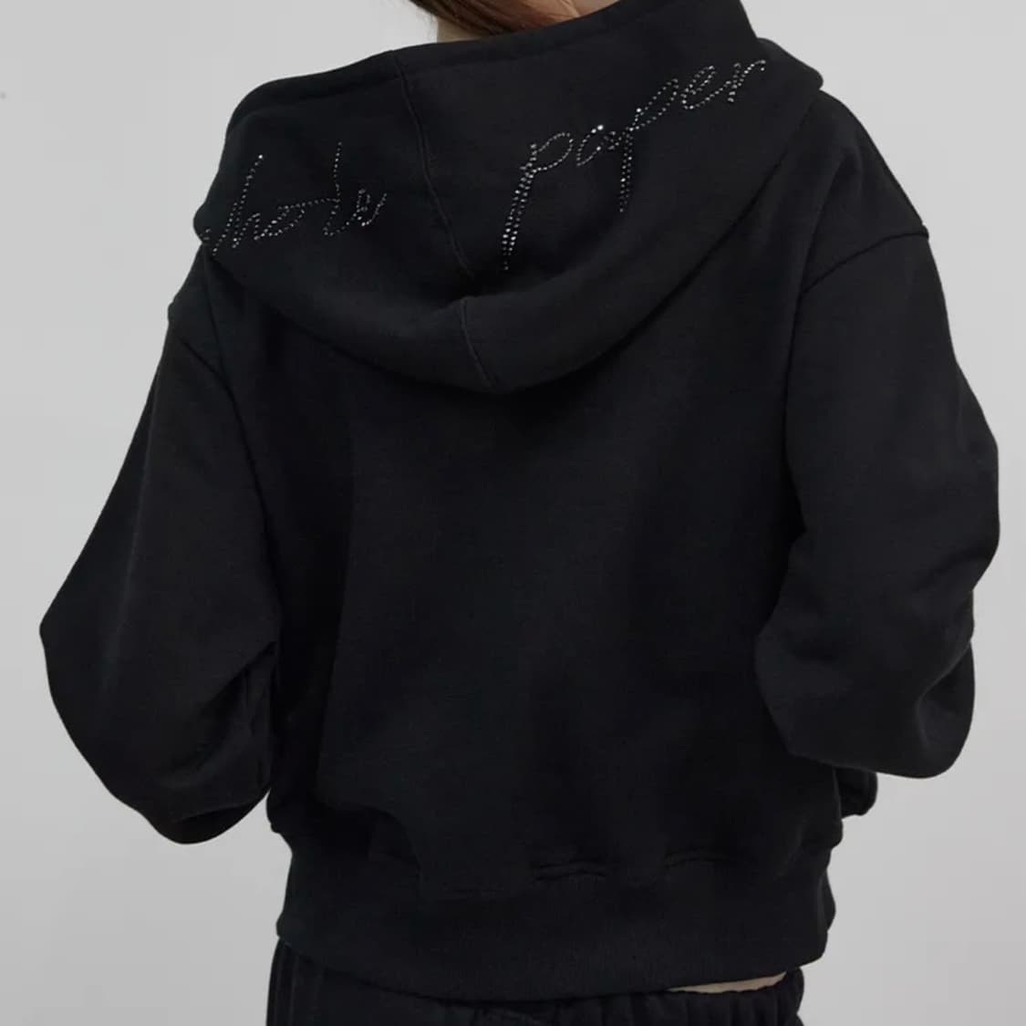홀페이퍼 큐빅기모후드집업 블랙 팔아요 상품이미지2