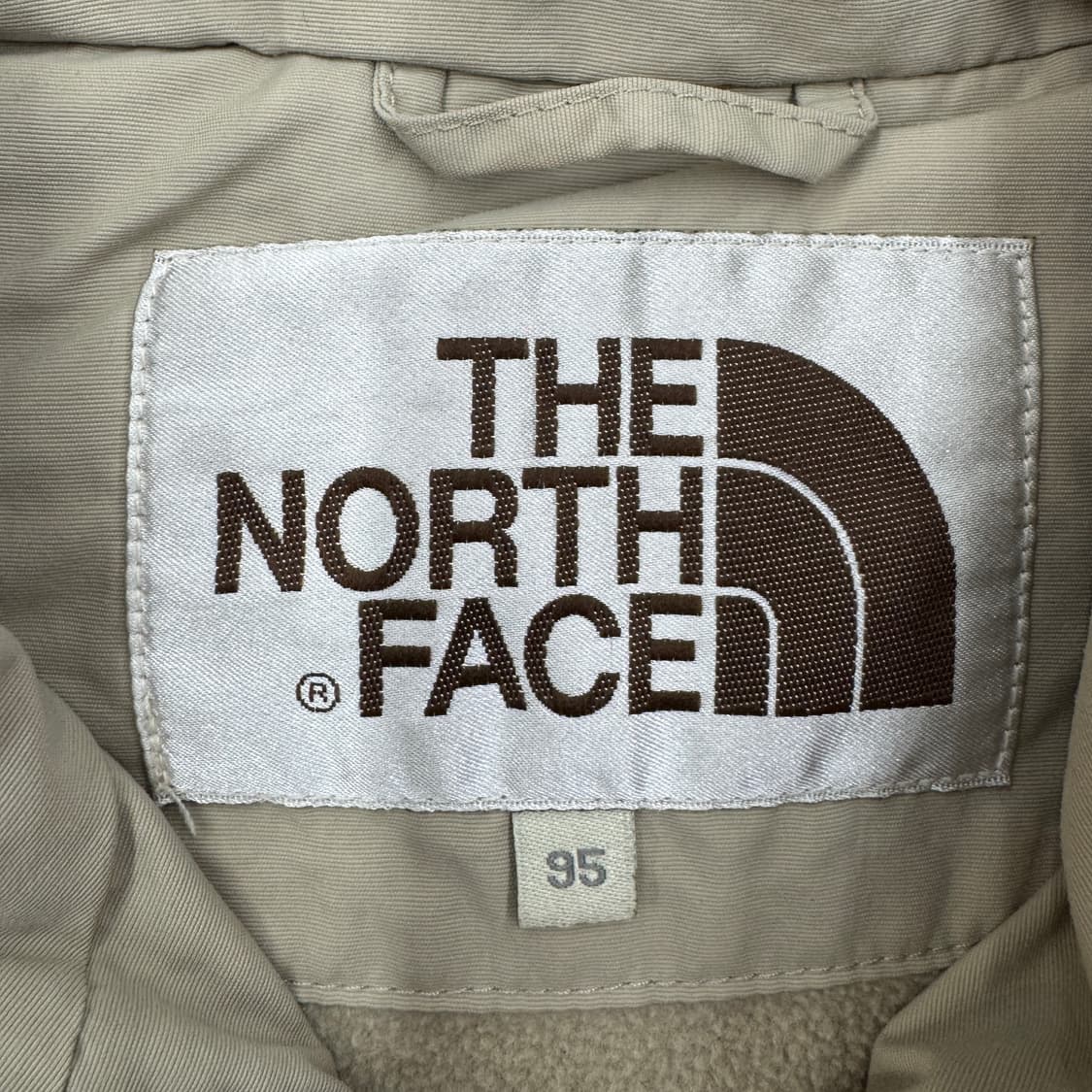 노스페이스 고프코어 화이트라벨 풀오버 바람막이 자켓 상품이미지7