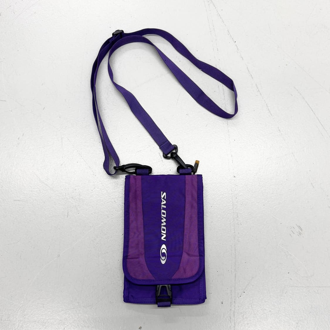 살로몬 고프코어 미니 크로스백 상품이미지2