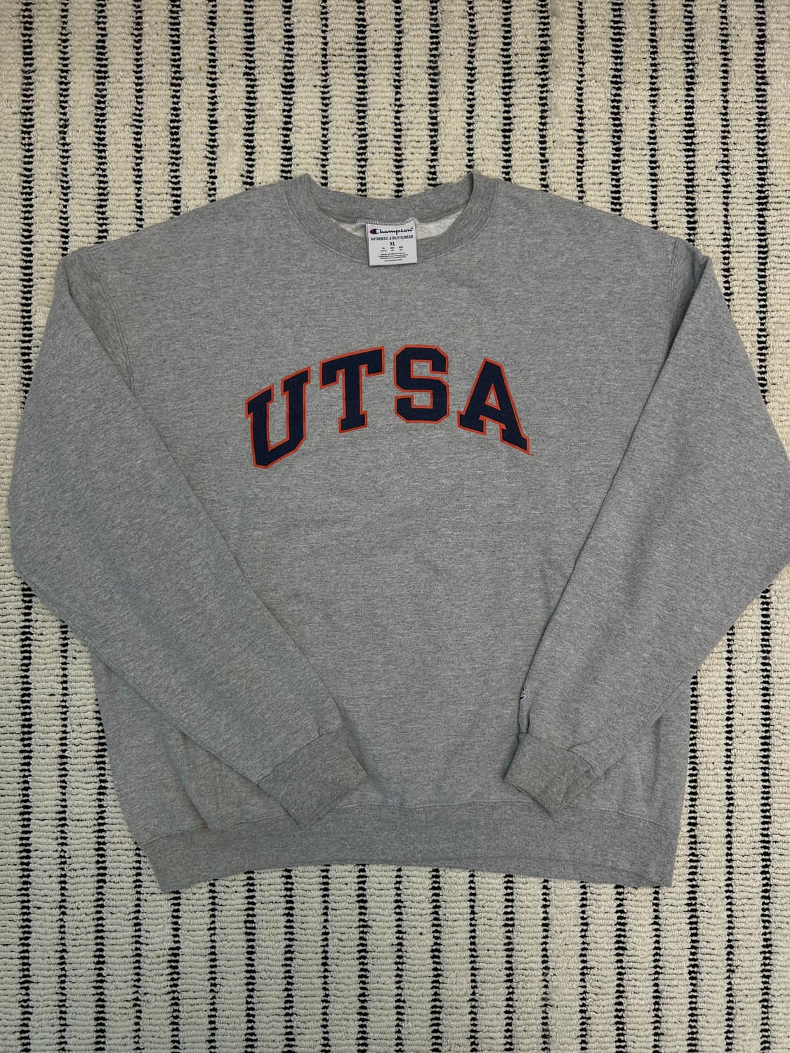 챔피온(champion) UTSA 그레이 맨투맨 상품이미지1