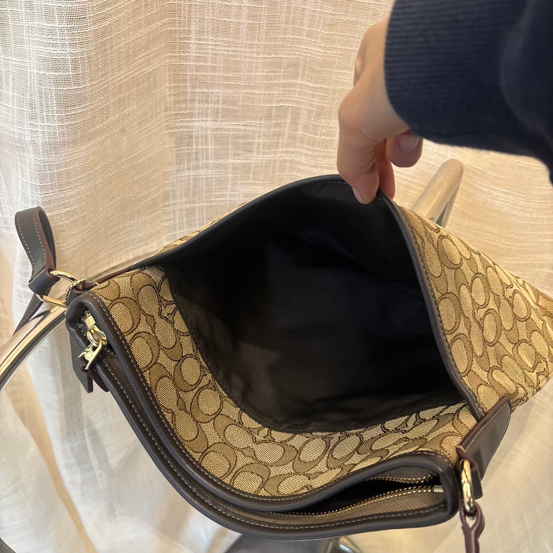 정품 코치 패브릭 사각 크로스백     상품이미지10