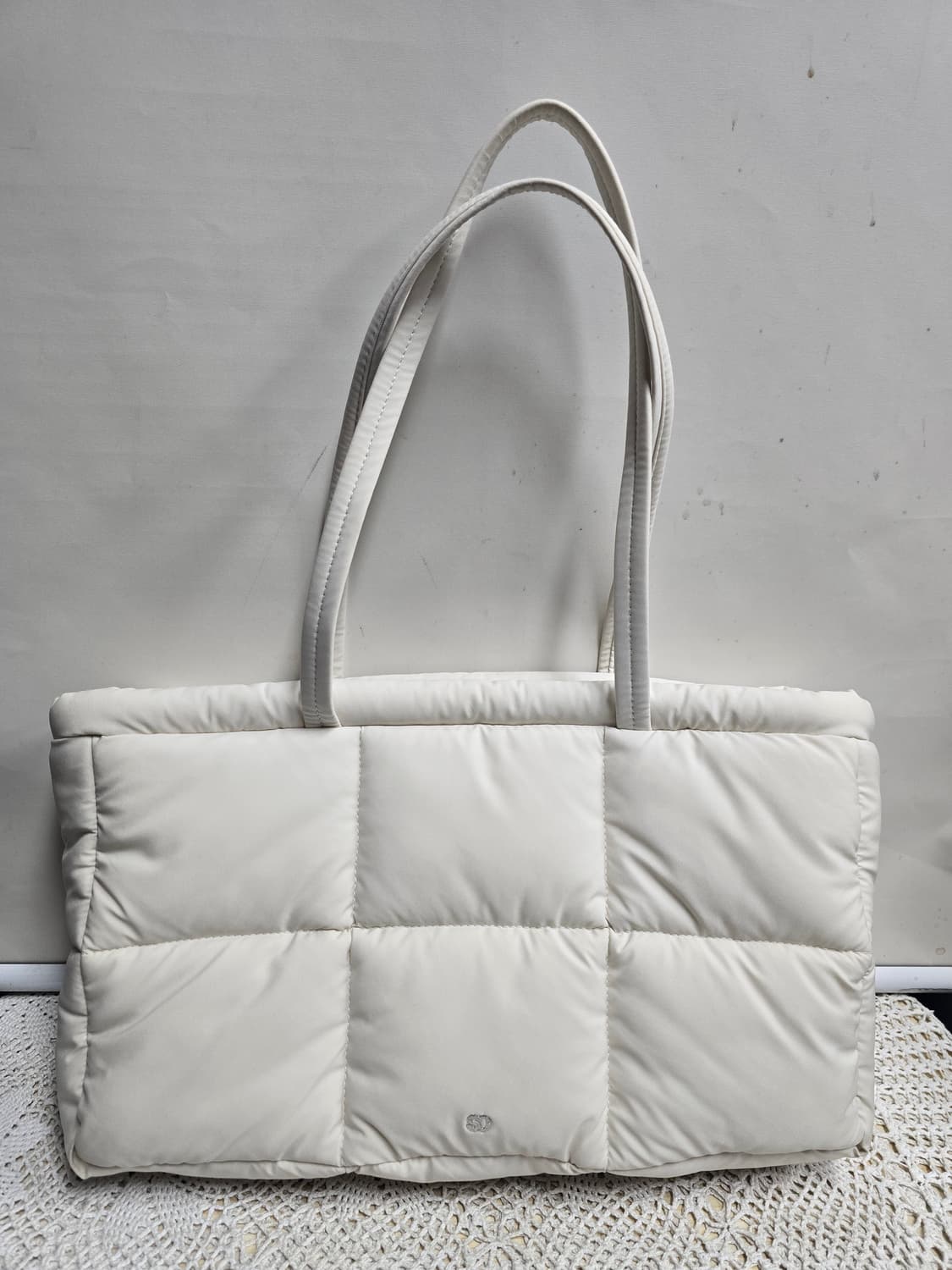 스탠드오일 버블누빔 패딩 가방 (크림색상) 상품이미지2