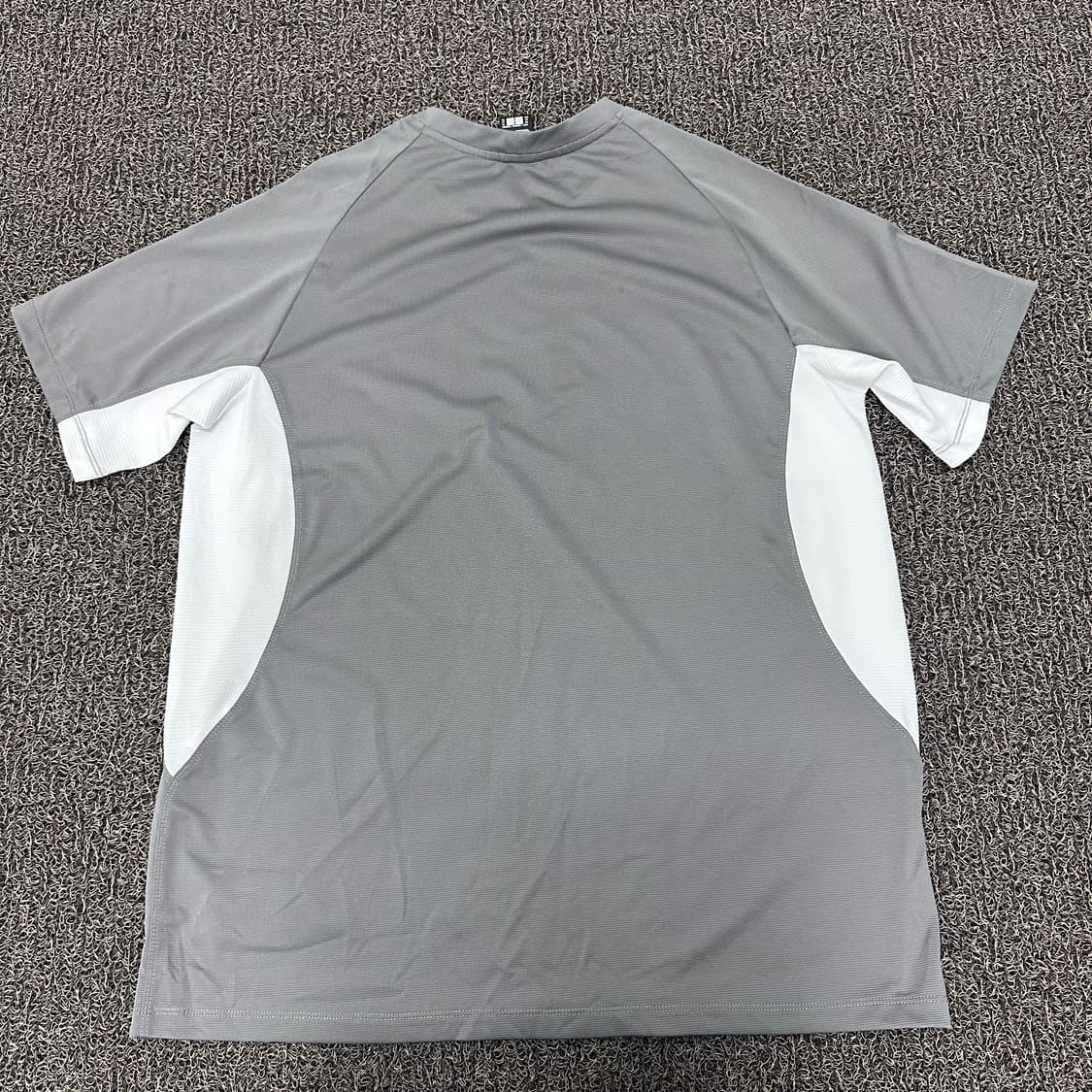 데상트 기능성 반팔티셔츠 운동복 115(3XL) 상품이미지6