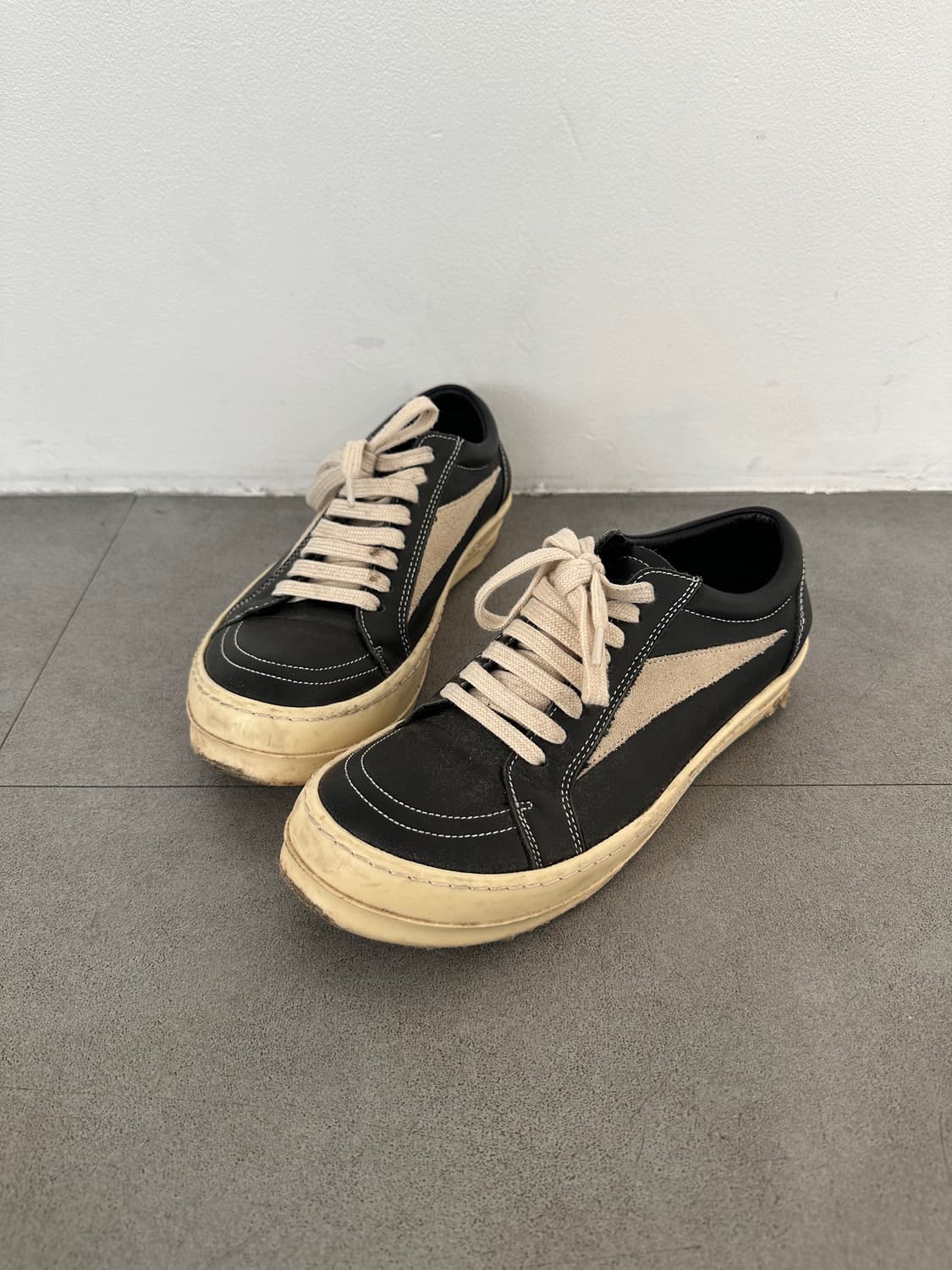 릭오웬스 빈티지 스니커즈 /릭반스 블랙밀크 상품이미지1