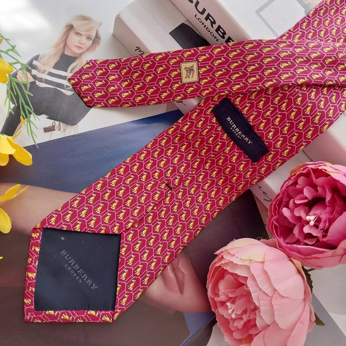 버버리 진핑크 강아지 모티브 넥타이 9.5cm A+~A등급 K2554
 상품이미지5