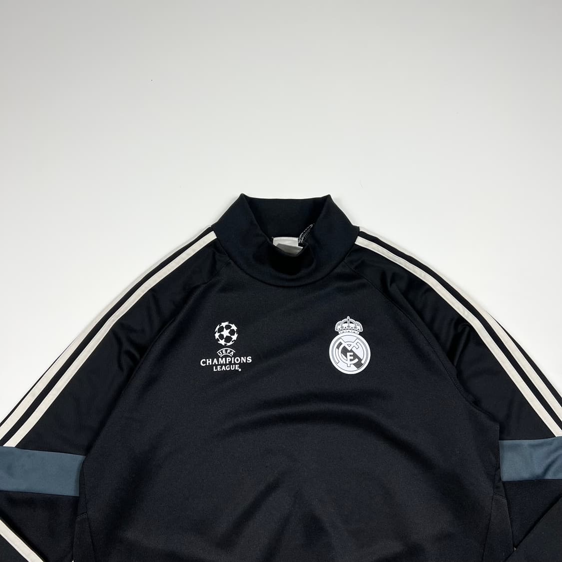 아디다스 레알마드리드 챔스 트레이닝탑 L 상품이미지1