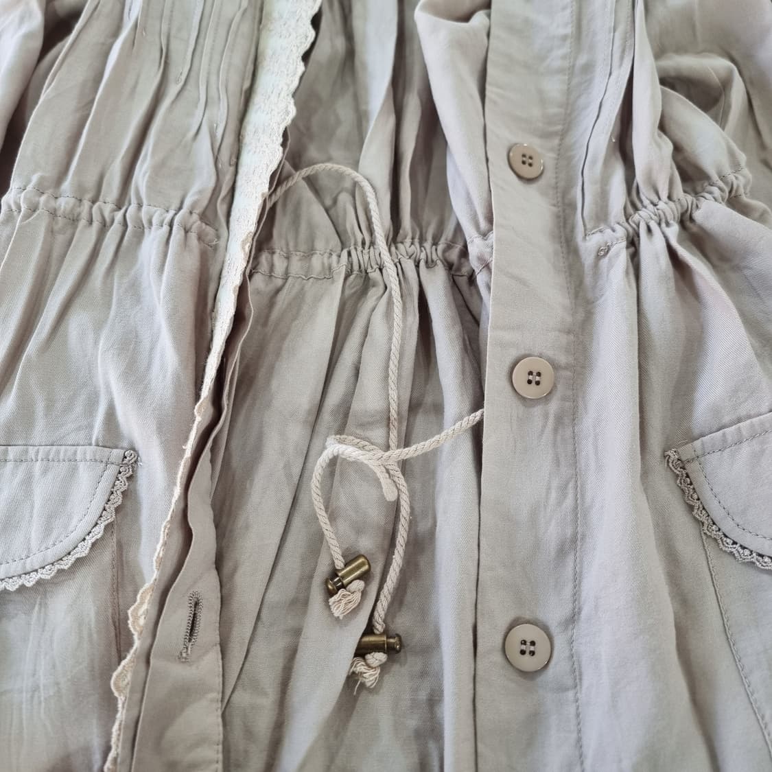 엑시즈팜(Axes Femme) 레이스 레이어드 후드 코트 상품이미지8