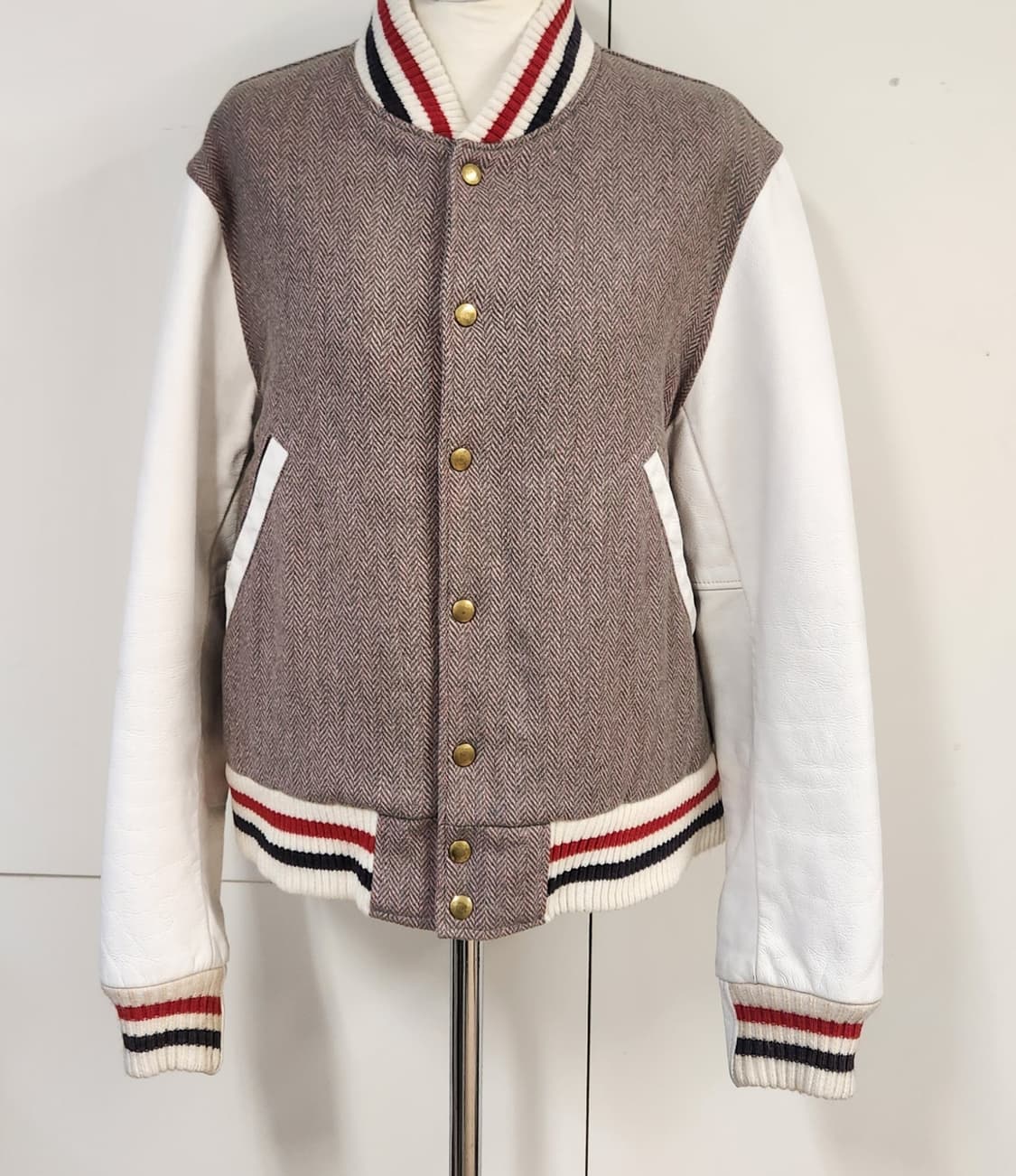 톰브라운 바시티자켓 XS (90-95) 상품이미지1