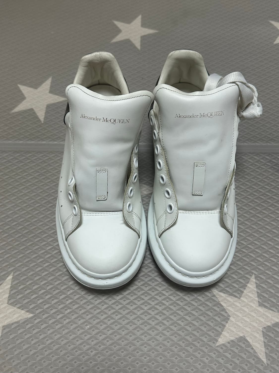 알렉산더 맥퀸 260 사이즈 상품이미지1