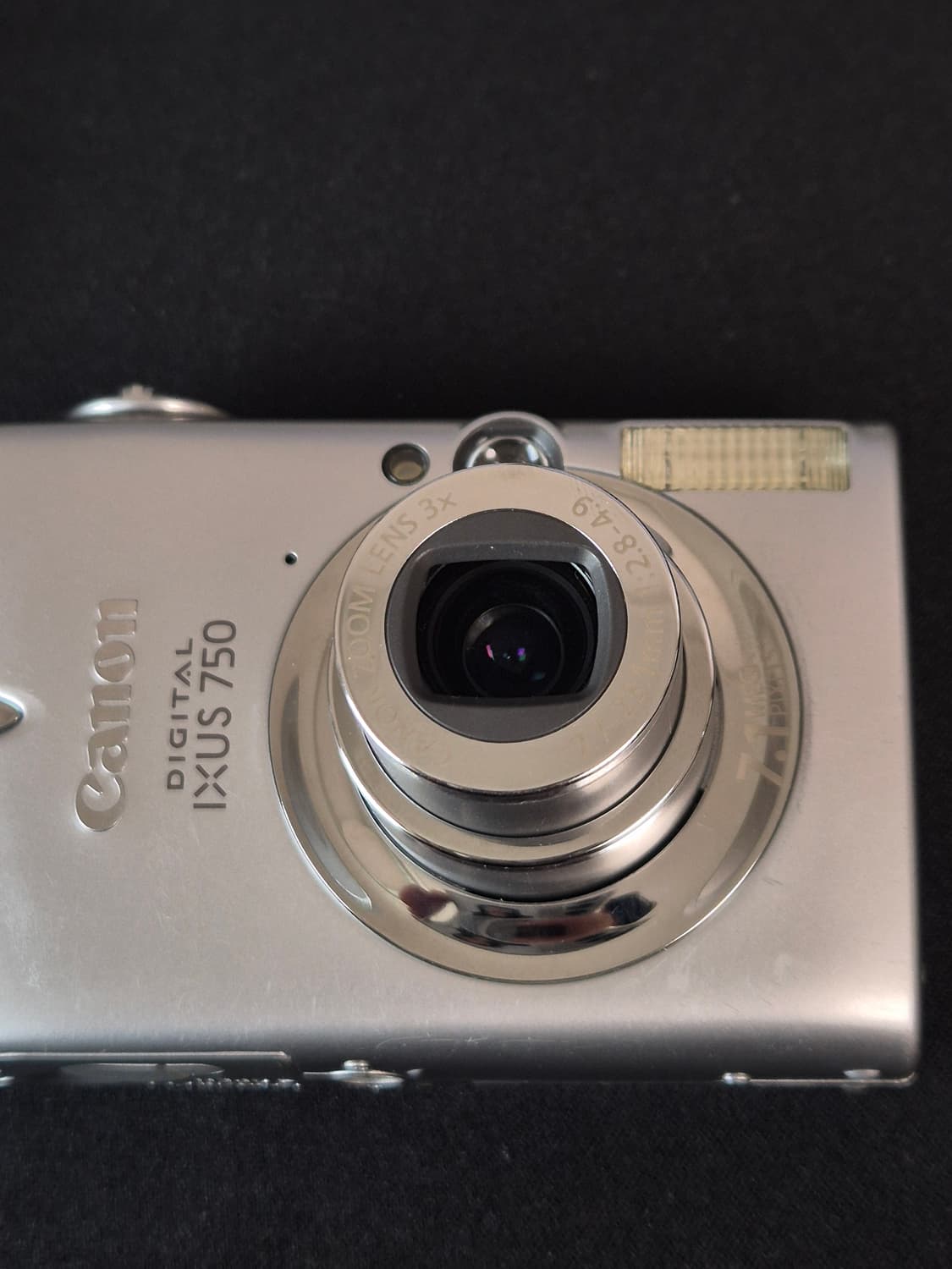 캐논 ixus750(익서스750) 빈티지카메라 판매합니다. 상품이미지9