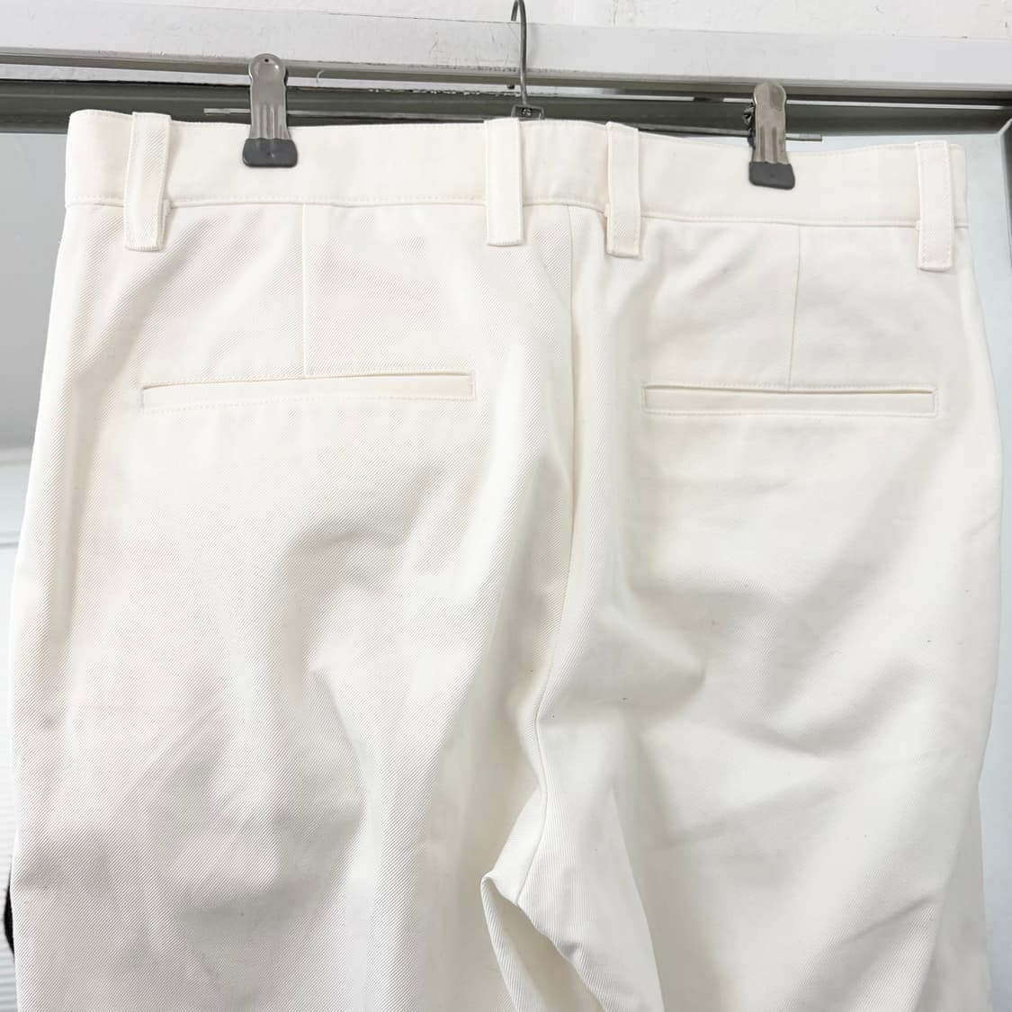 솔리드옴므 21SS 화이트 팬츠 상품이미지7