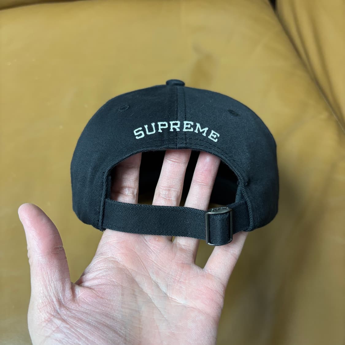 슈프림 6패널 볼캡 모자 윙 로고 블랙 상품이미지7