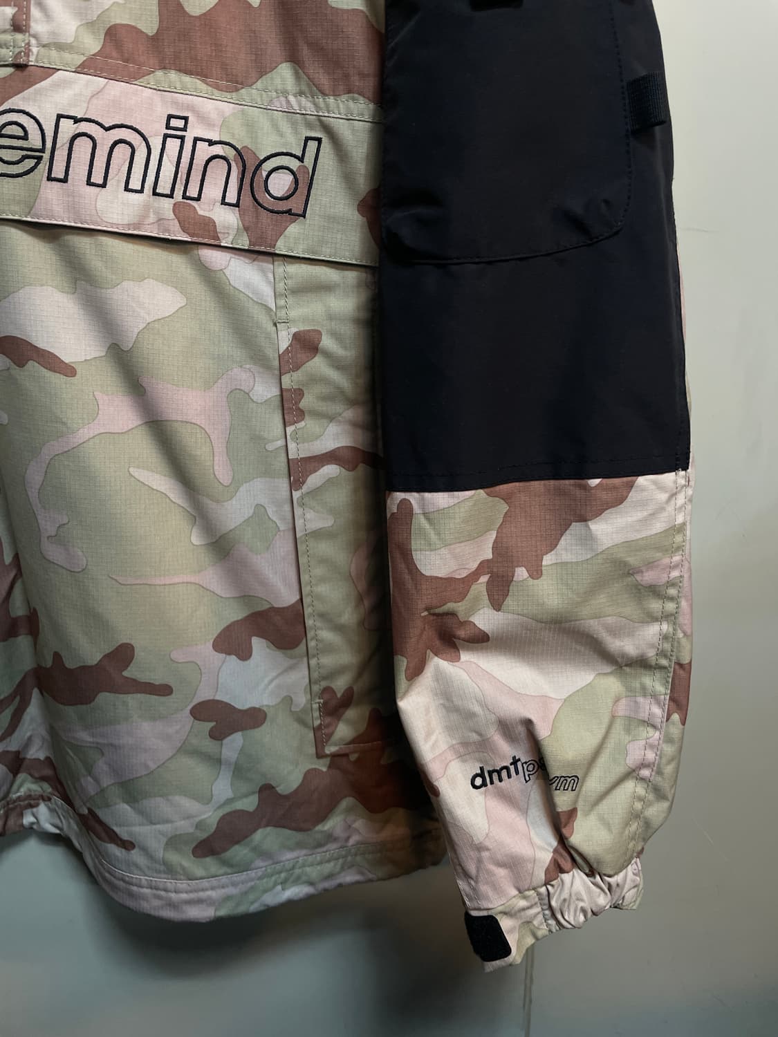 디미토 카모 구스 반집업 자켓 상품이미지5