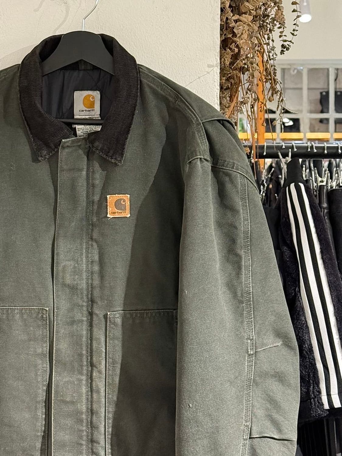 칼하트 모스 그린 J22 덕 디트로이트 자켓 상품이미지3