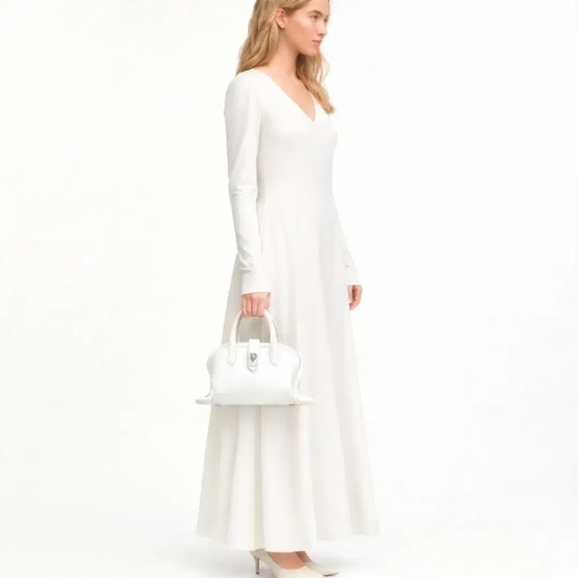 분크(Vunque) 미니 화이트 토트백  상품이미지1