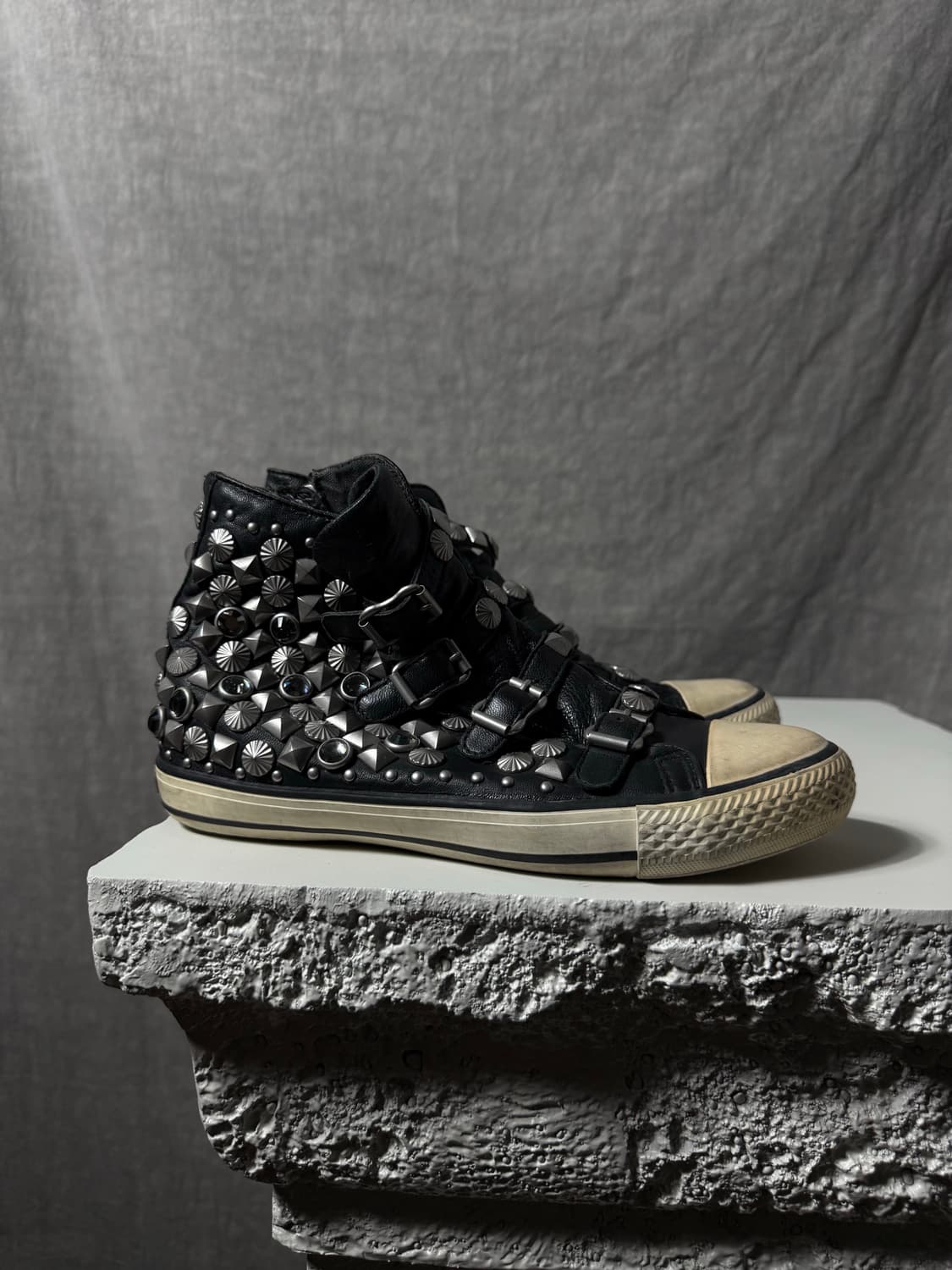 ASH Studded High Top Sneakers   상품이미지6