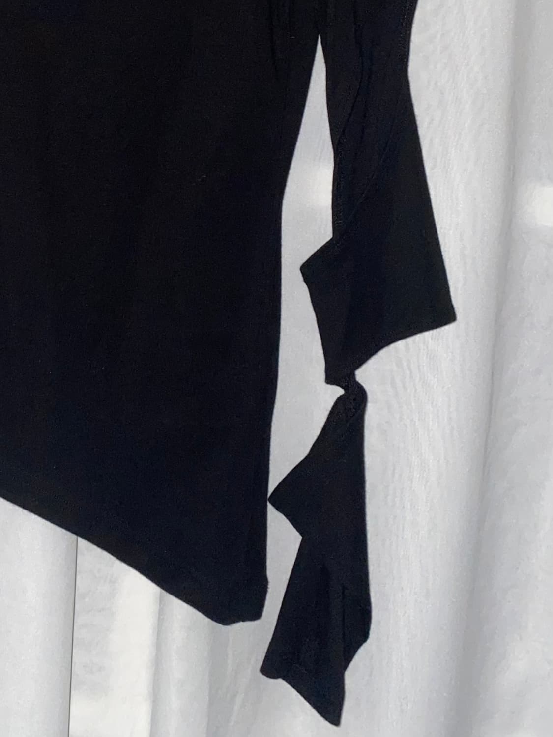 DUST DEVIL LONG SLEEVE BLACK 트임 언발 상품이미지1