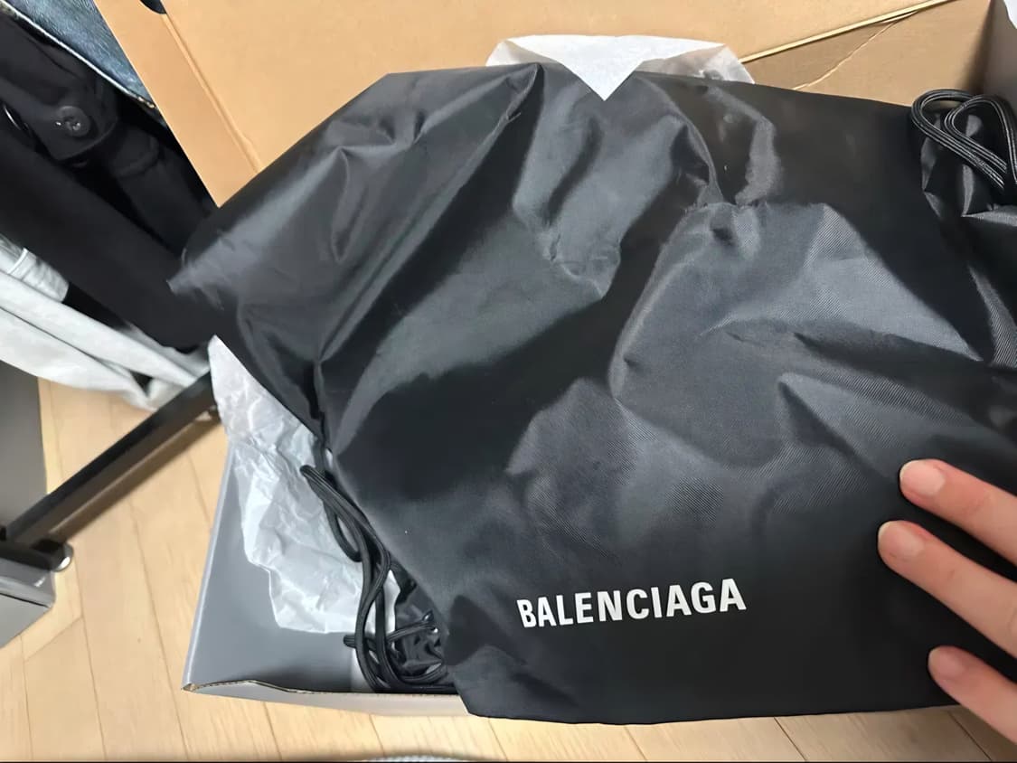 발렌시아가 10xl 화이트 41 급처 상품이미지6