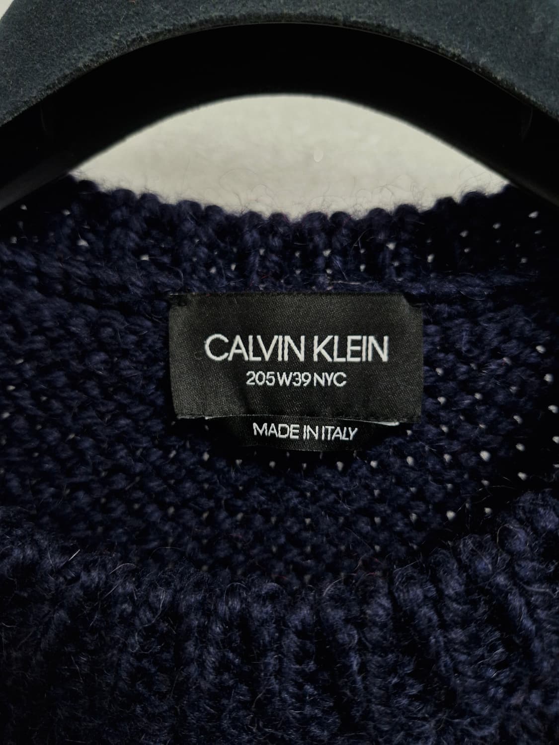 [M] 캘빈 클라인 205W39NYC FW18 디스트레스드 울 니트 상품이미지5
