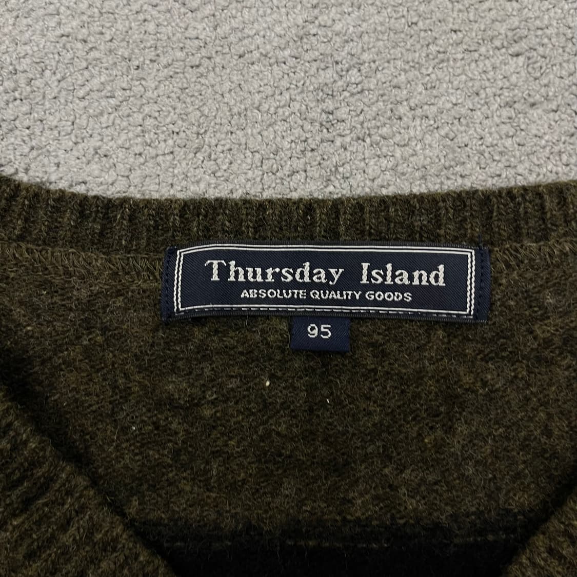 95 Thursday Island 스트라이프 브이넥 니트 상품이미지5