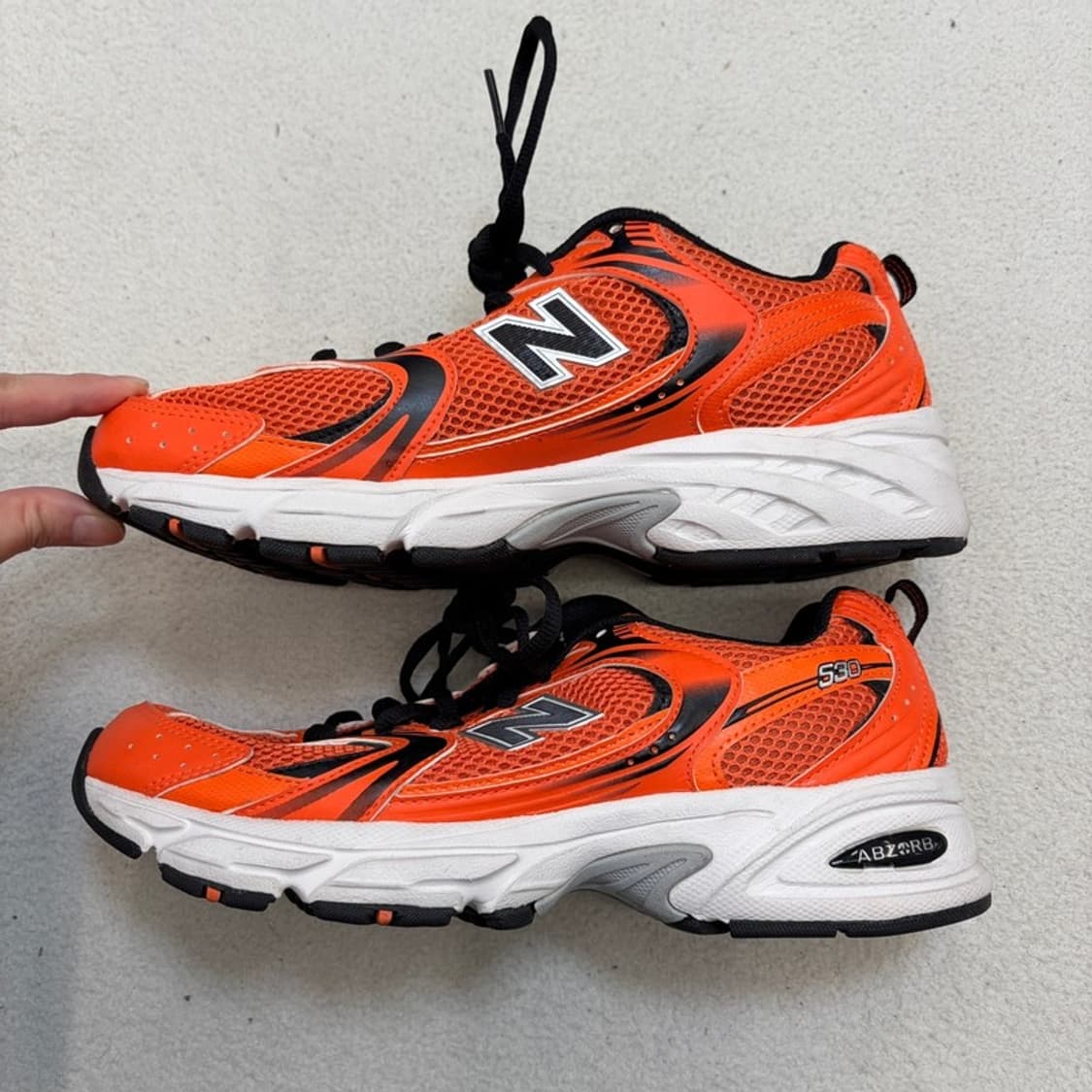 NEW BALANCE 530 러닝화 250 상품이미지2