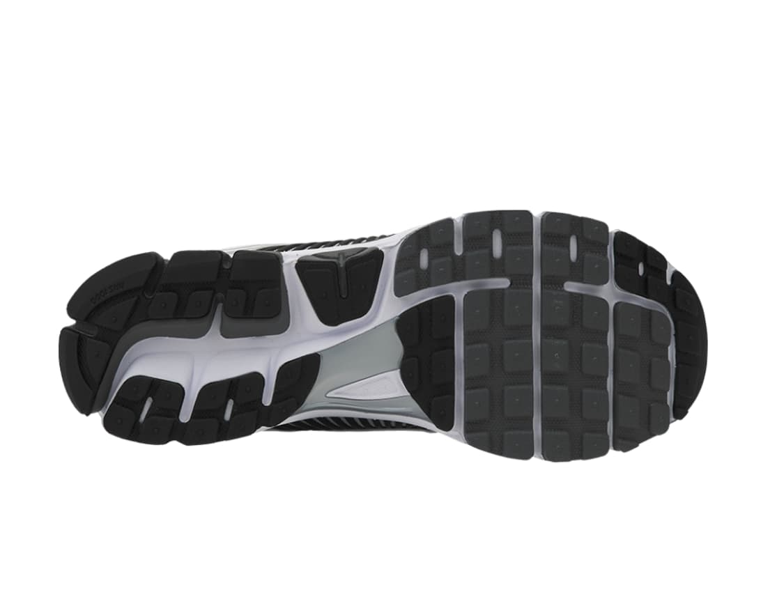 나이키 줌 보메로5  상품이미지2