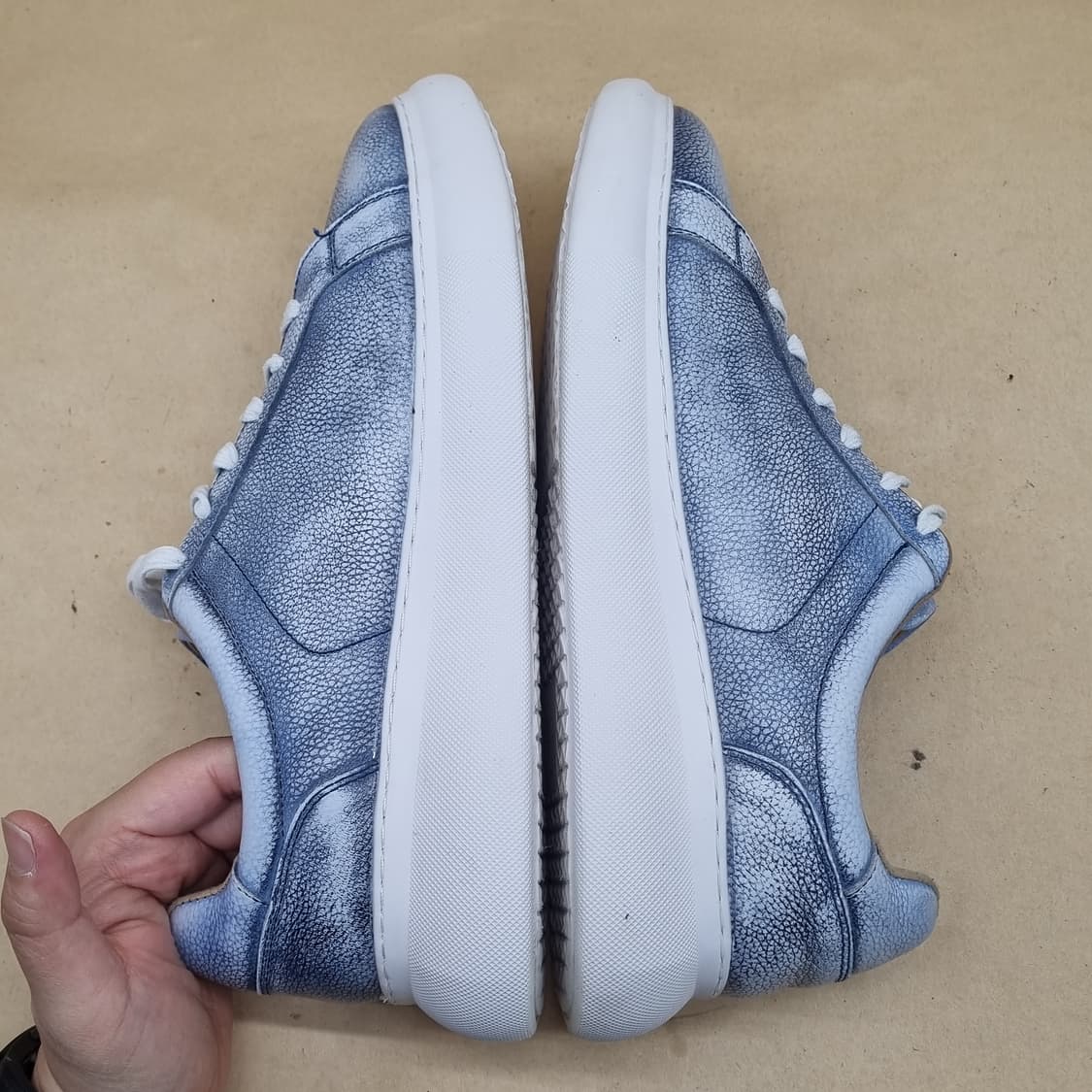 미소페 남성가죽 스니커즈 42 270 상품이미지5