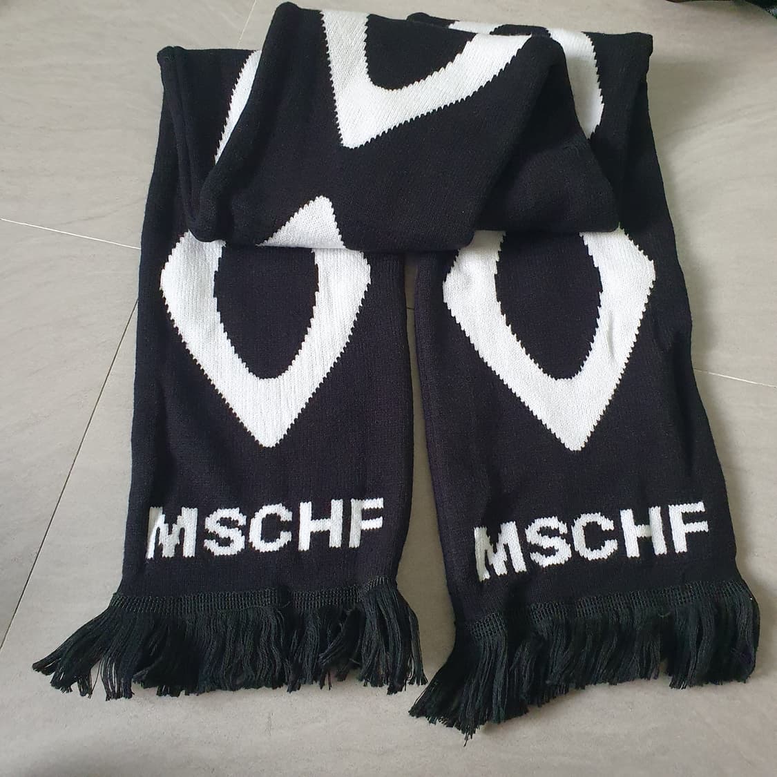 미스치프 롬버스 스타디움 스카프 블랙 목도리 상품이미지2