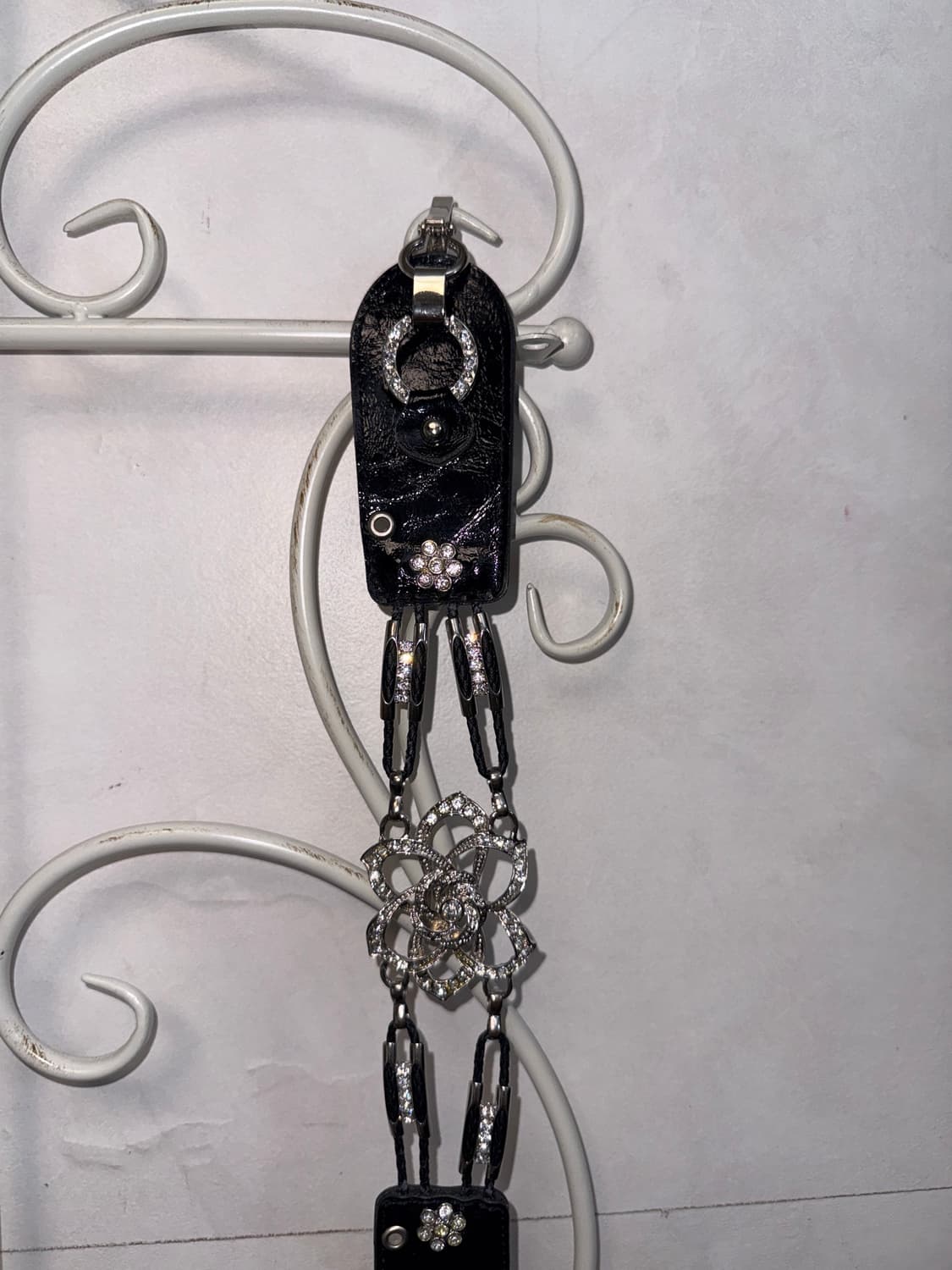 Black cubic flower charm chain belt 상품이미지4