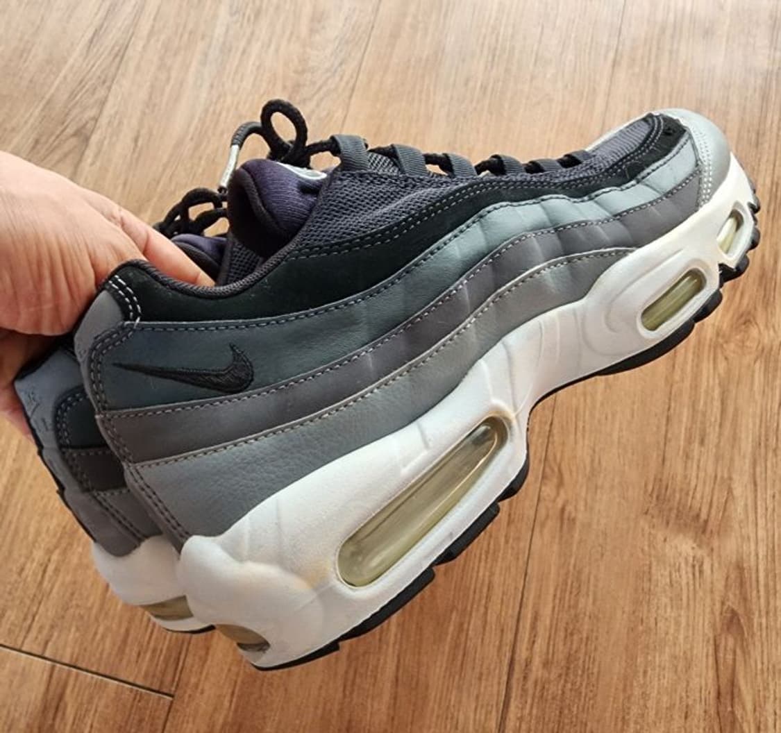 나이키 에어 맥스 95 에센셜 다크그레이 749766-021(280) 상품이미지7
