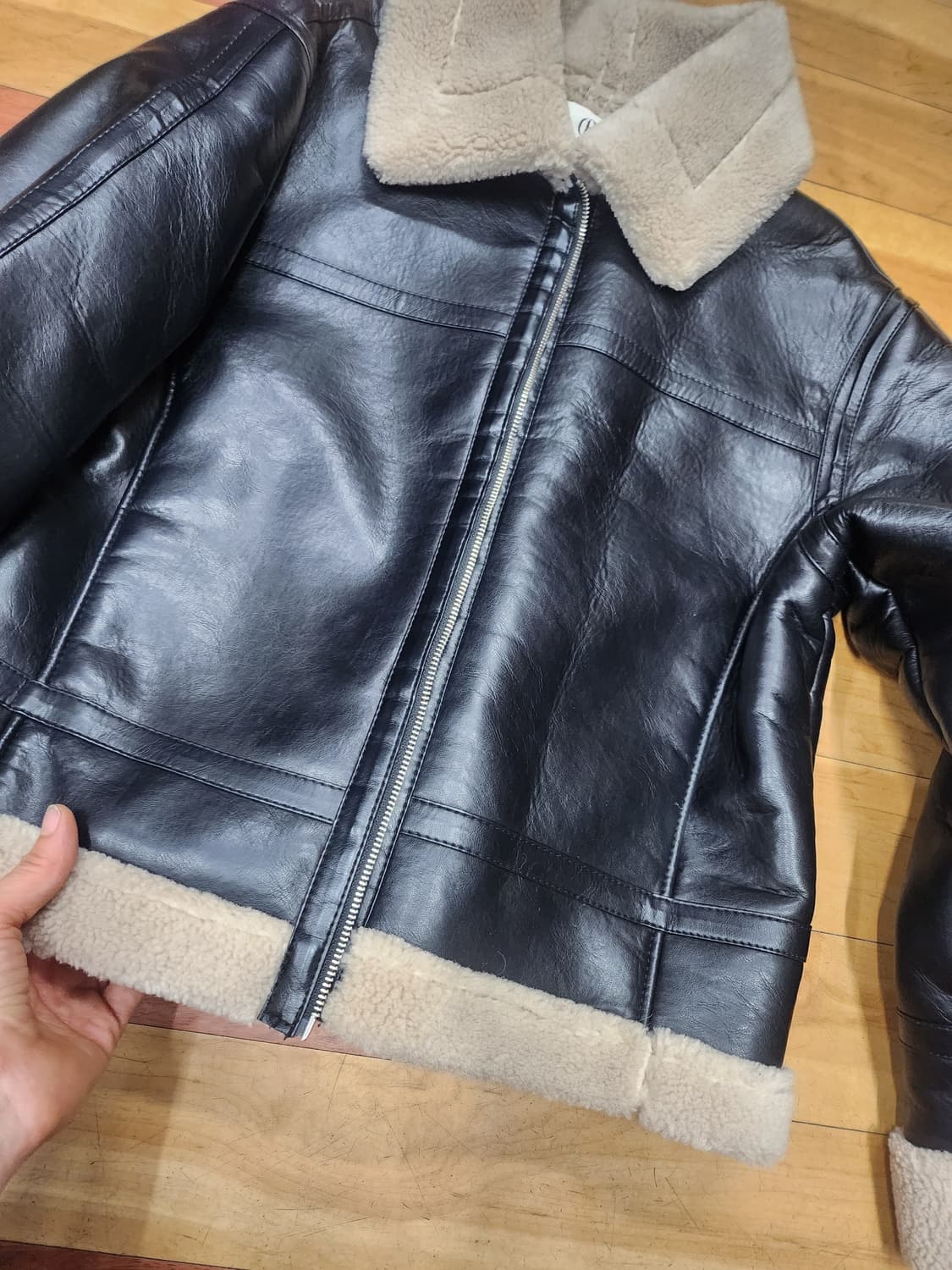 오브제 모양털자켓 상품이미지3