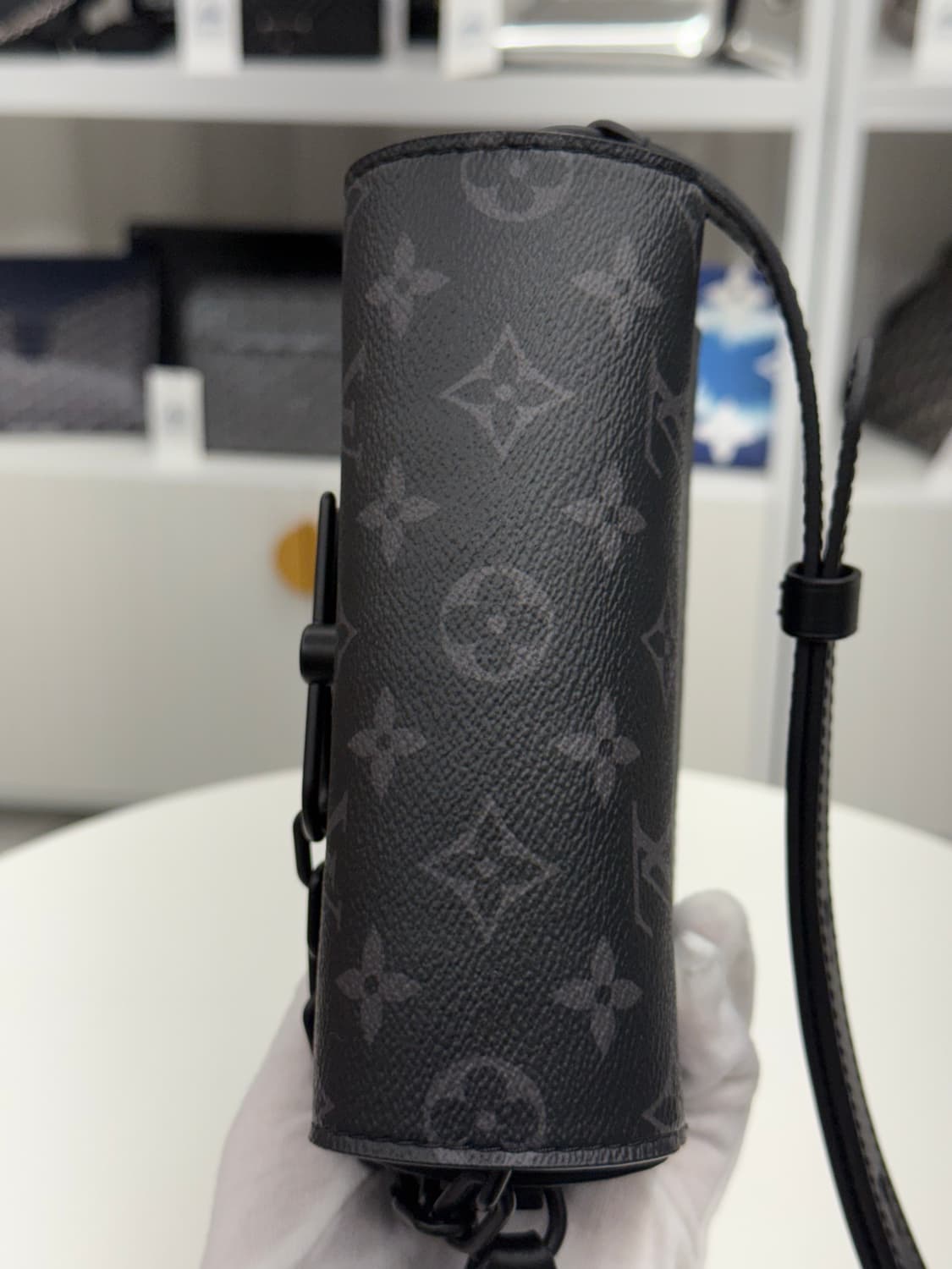 [OS] 루이비통 이클립스 스티머 웨어러블 월릿 크로스백 상품이미지7