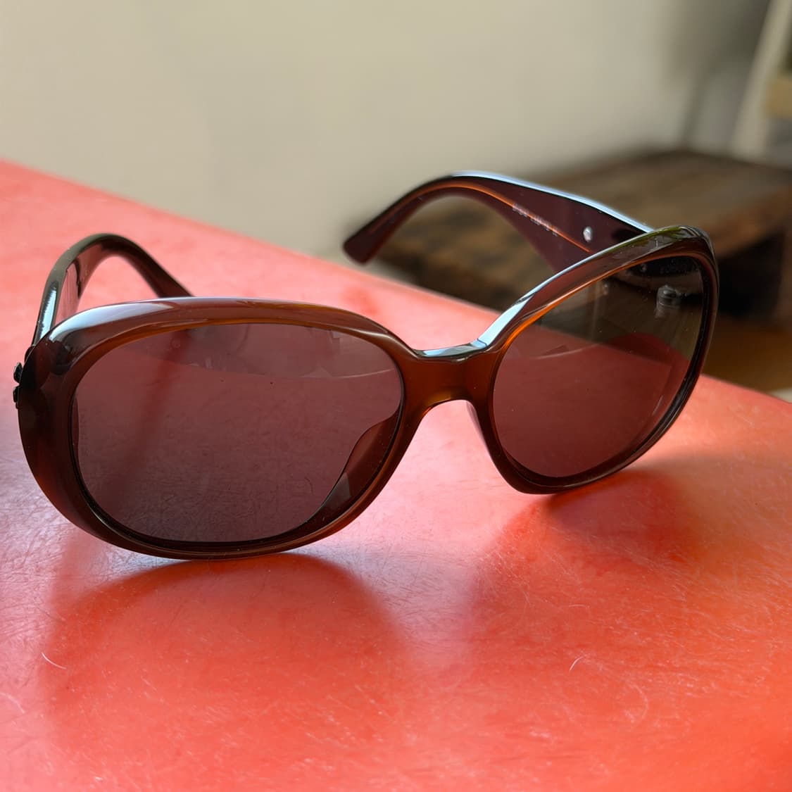 Chanel brown camellia sunglasses 상품이미지9