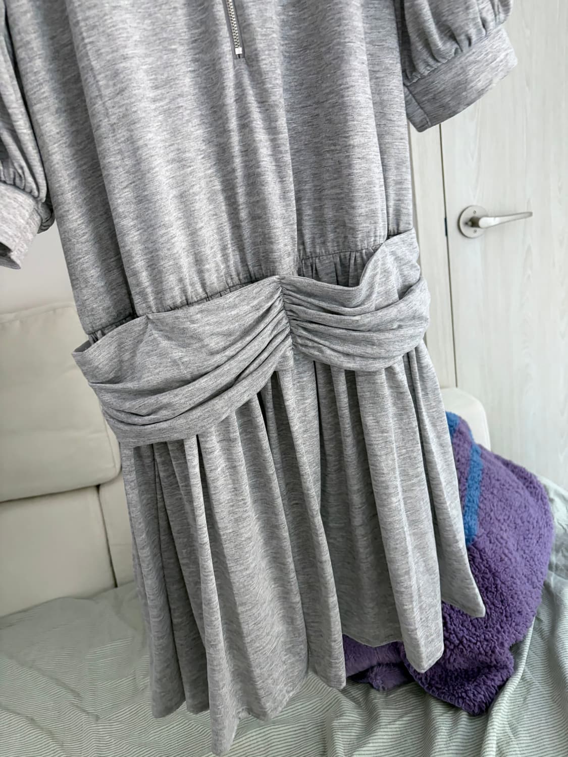 Eonts Art Nouveau Dress - gray 에옹쓰 아르누보 상품이미지3