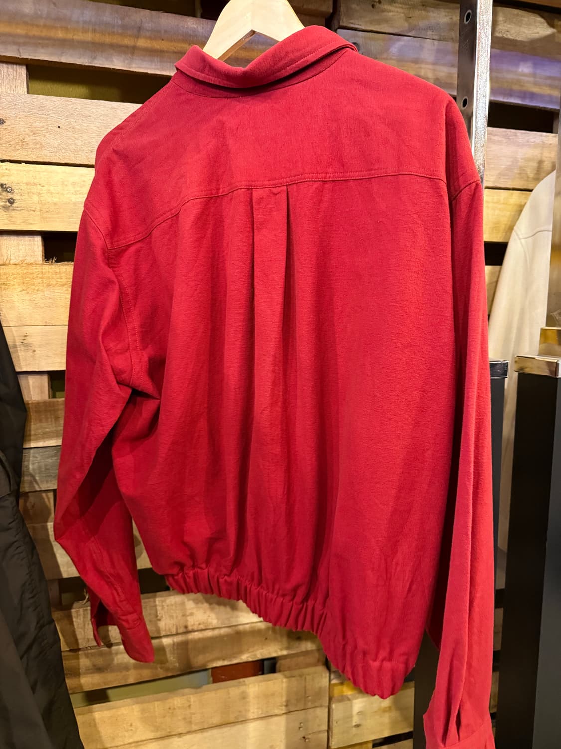 칼하트 레드 리메이크 크롭 셔츠 자켓 상품이미지3